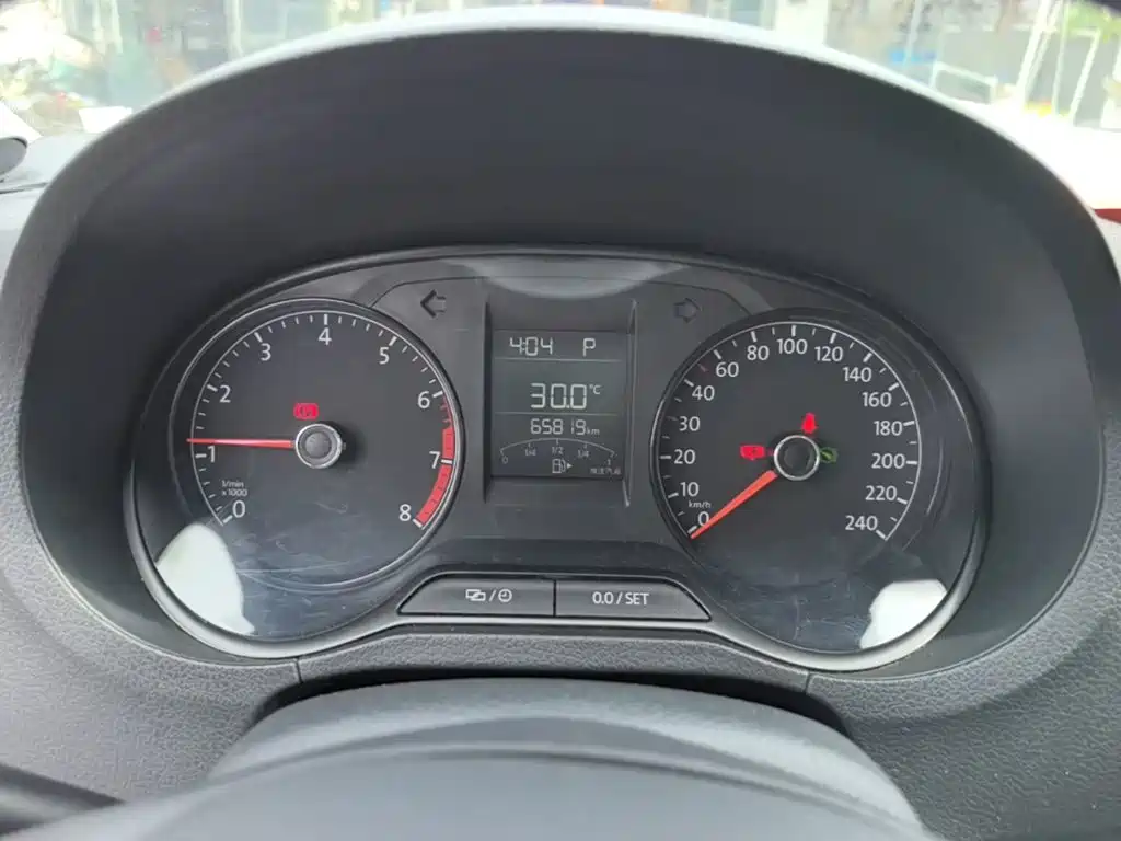 Volkswagen Polo — миниатюра 12