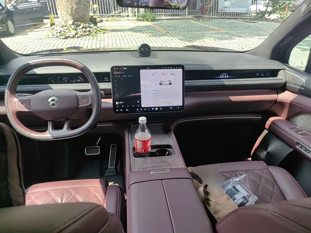 NIO ES8 — миниатюра 10