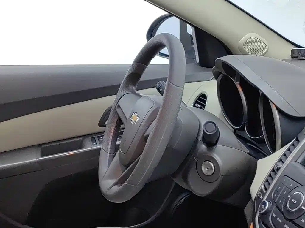 Chevrolet Cruze — миниатюра 22