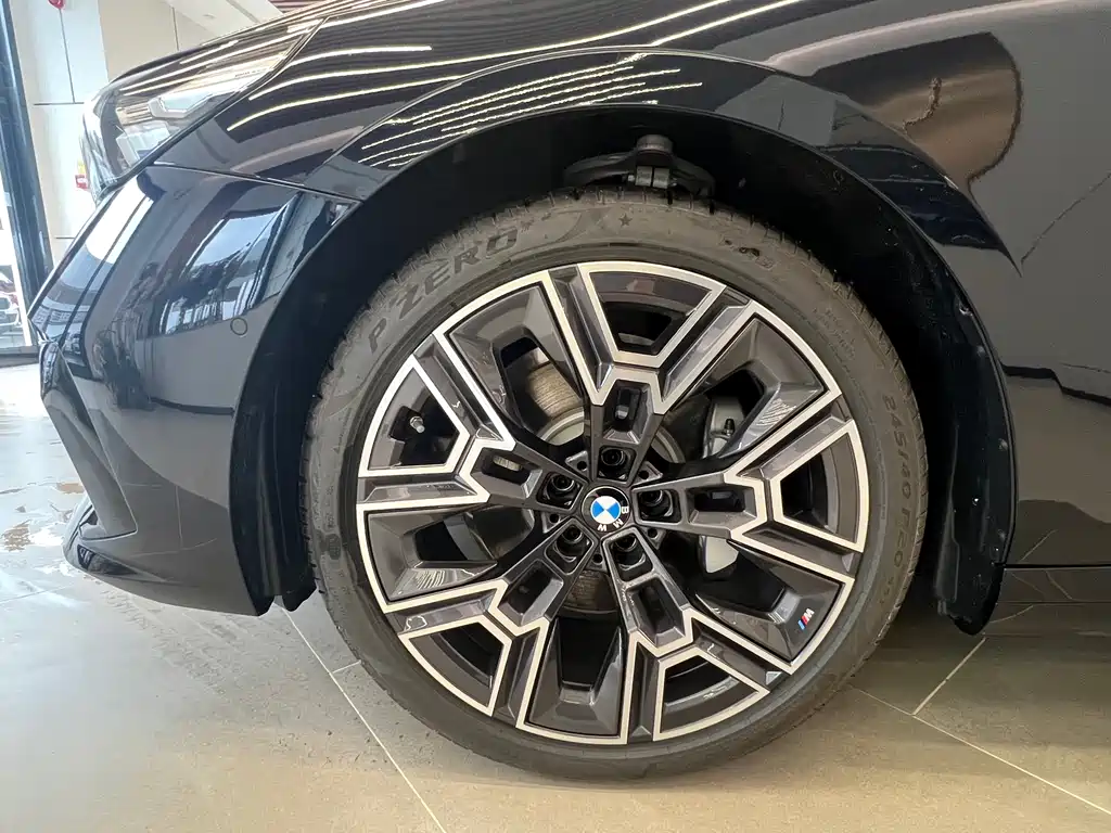 BMW 5 Series 5 2025 530Li Premium M Sport
