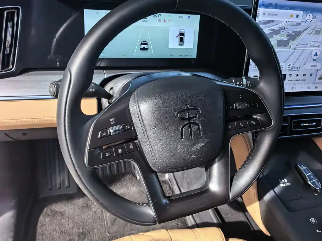 BYD L DM-i — миниатюра 9