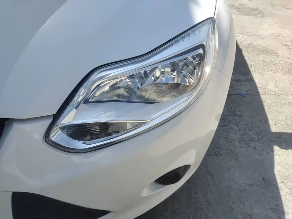 Ford Focus — миниатюра 24
