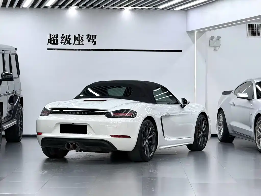 Porsche 718 2022 Boxster 2.0T