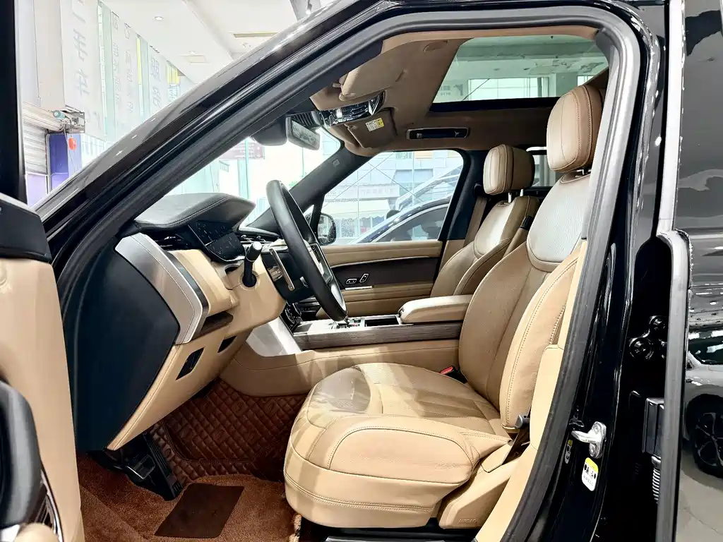 Land Rover Range Rover — миниатюра 5