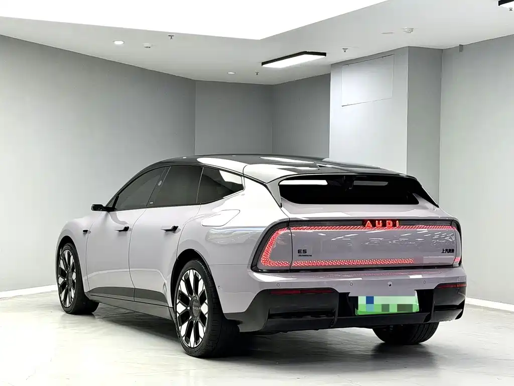 Audi E5 Sportback — миниатюра 7