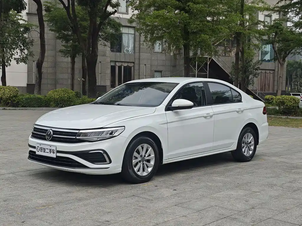Volkswagen Bora 2023