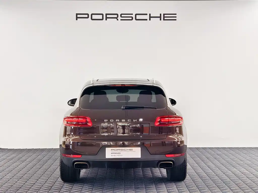 Porsche Macan — миниатюра 7