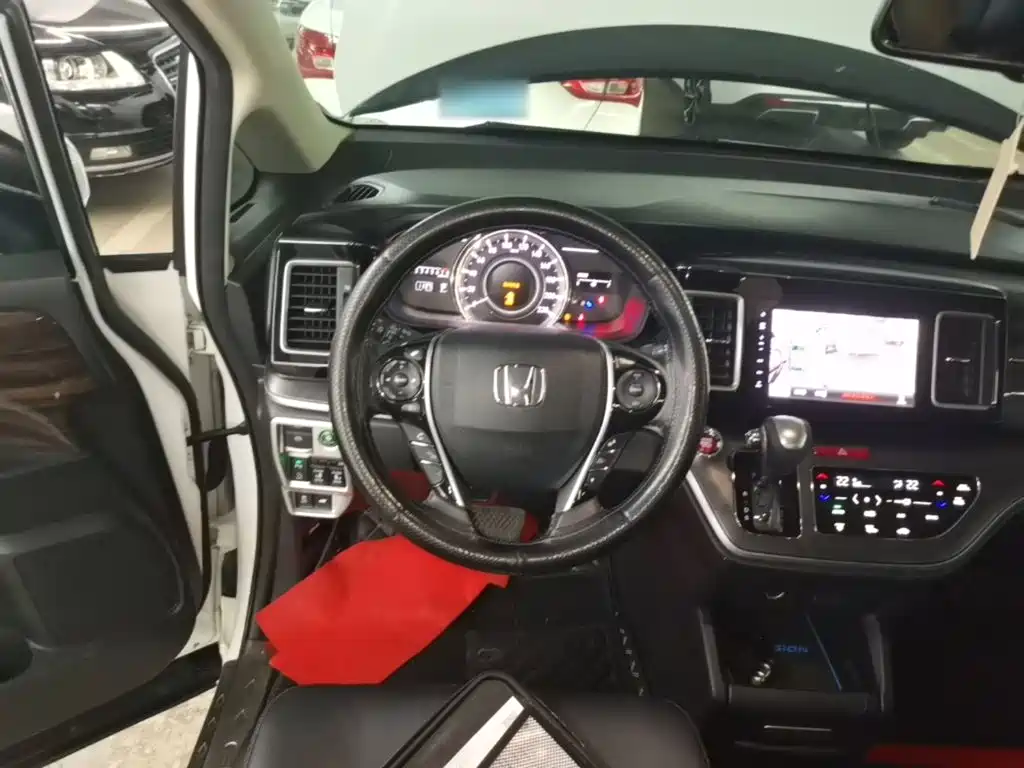Honda Elysion — миниатюра 11