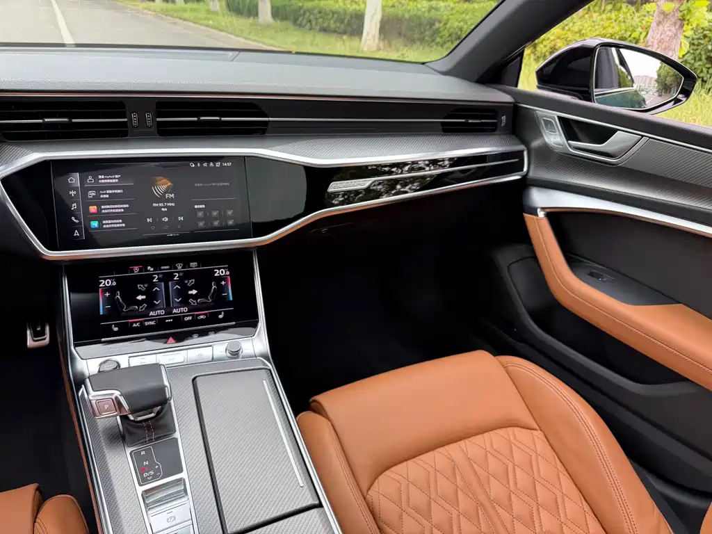 Audi A7L — миниатюра 14