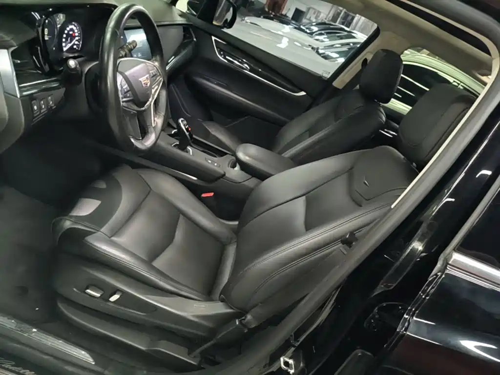 Cadillac XT5 — миниатюра 15