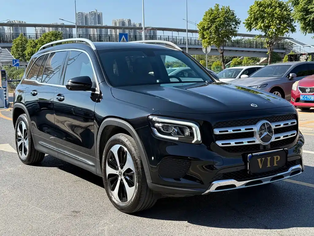 Mercedes-Benz GLB — миниатюра 3