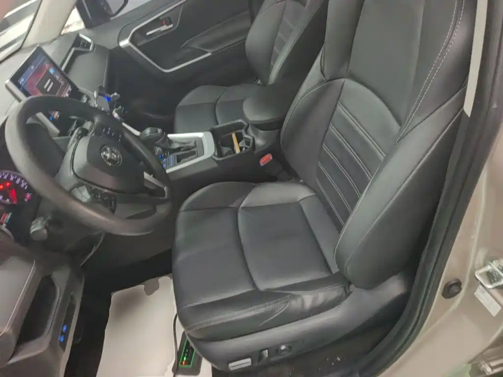 Toyota Wildlander — миниатюра 15