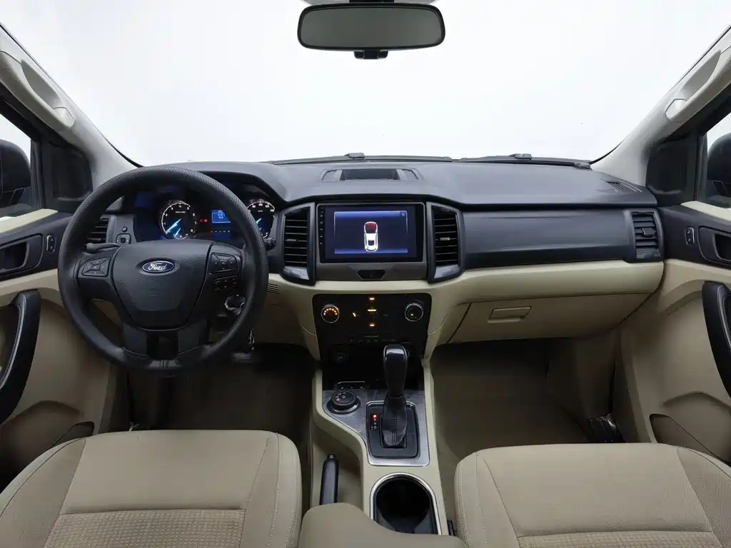 Ford Everest 2016 2.0T AT