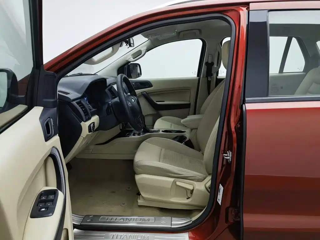 Ford Everest 2016 2.0T AT