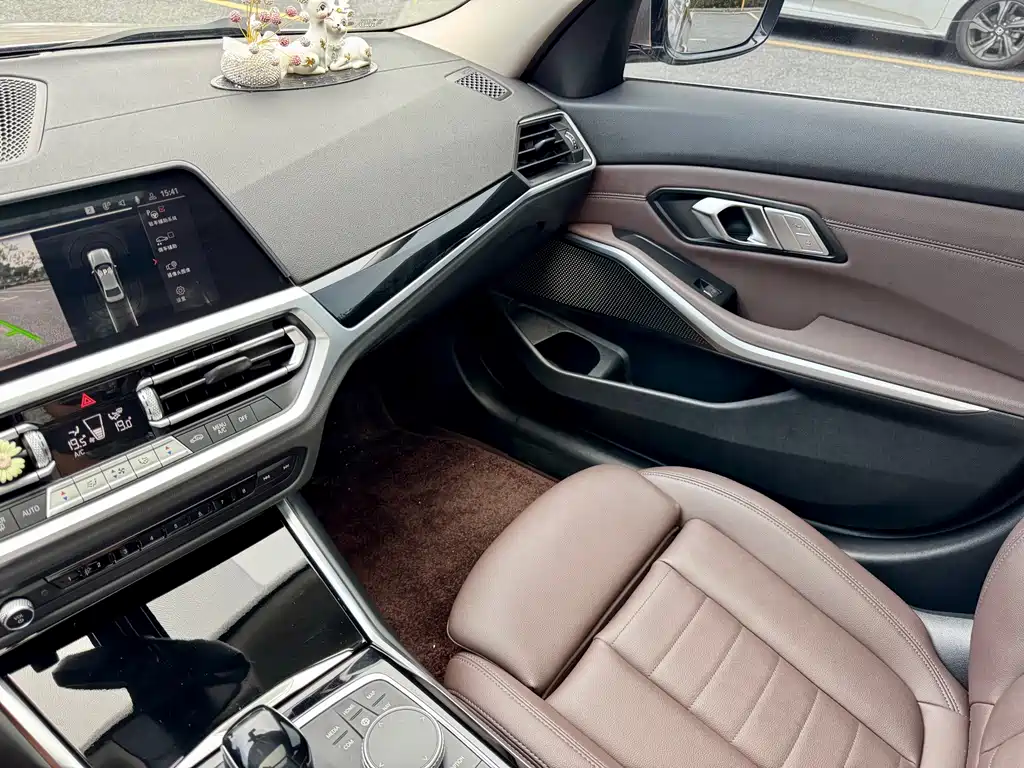 BMW 3 Series — миниатюра 18