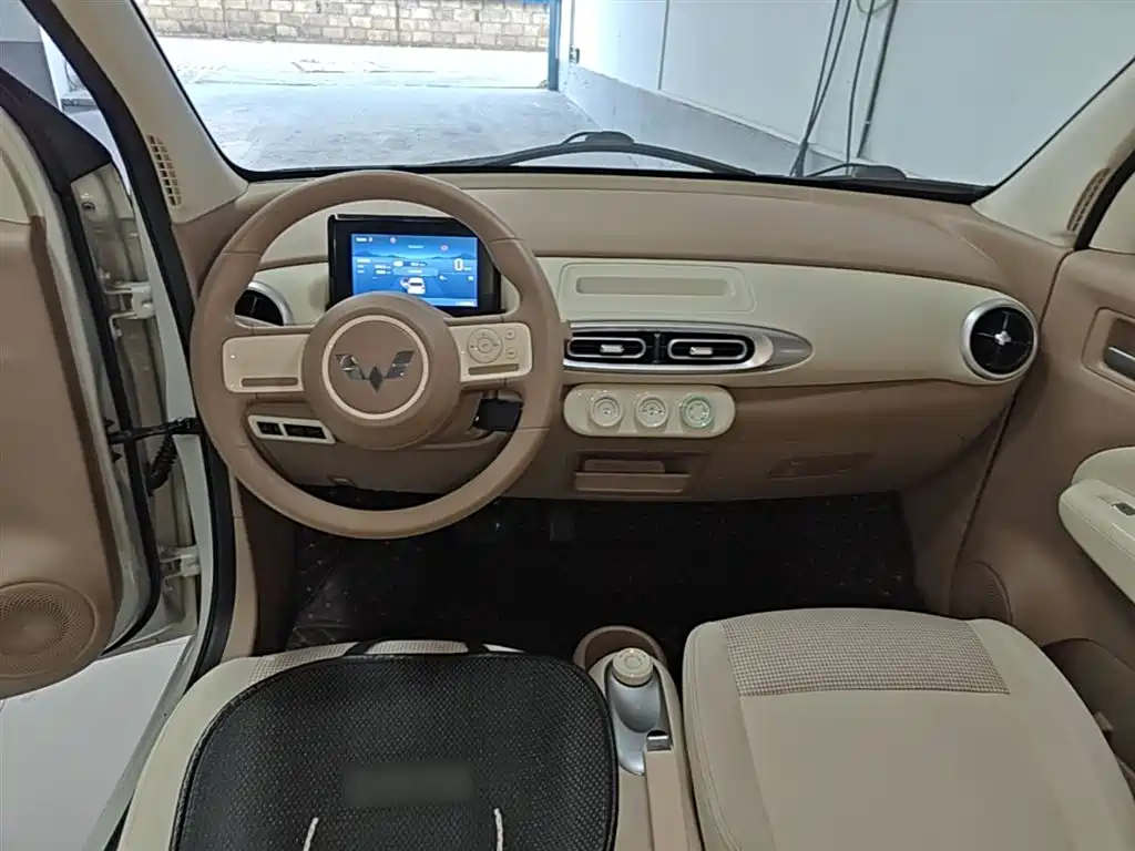 Wuling Mini EV MINIEV 2025