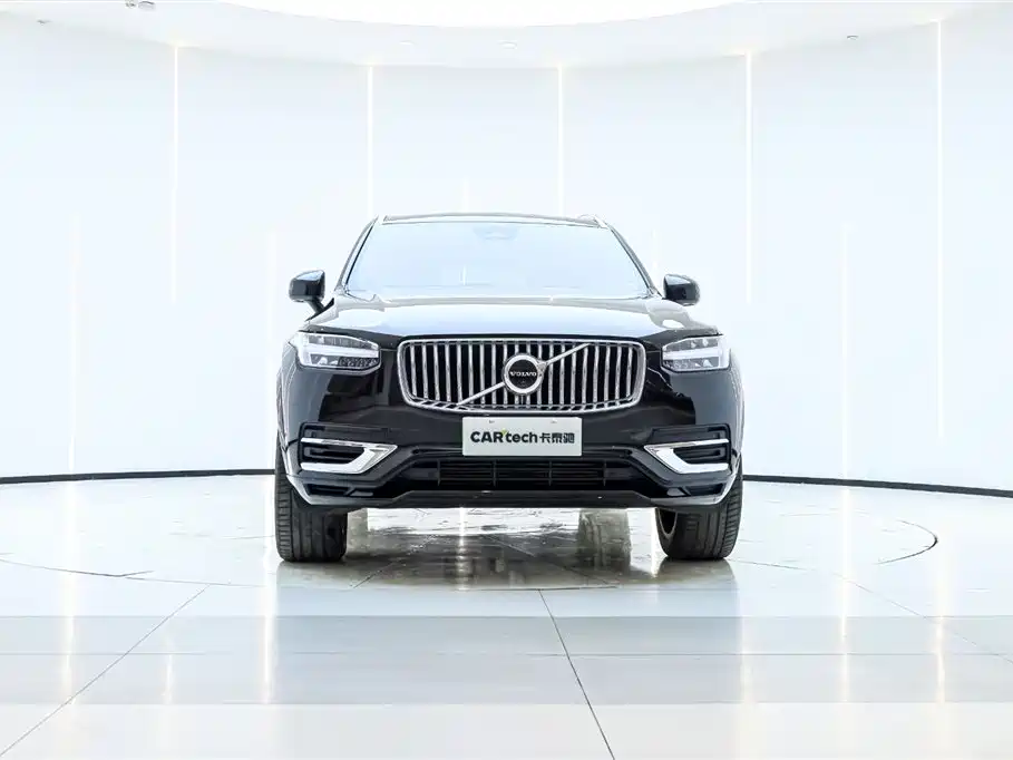 VOLVO XC90 PLUG IN HYBRID