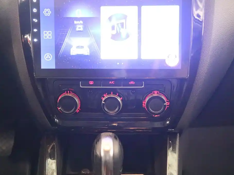Volkswagen Sagitar — миниатюра 7