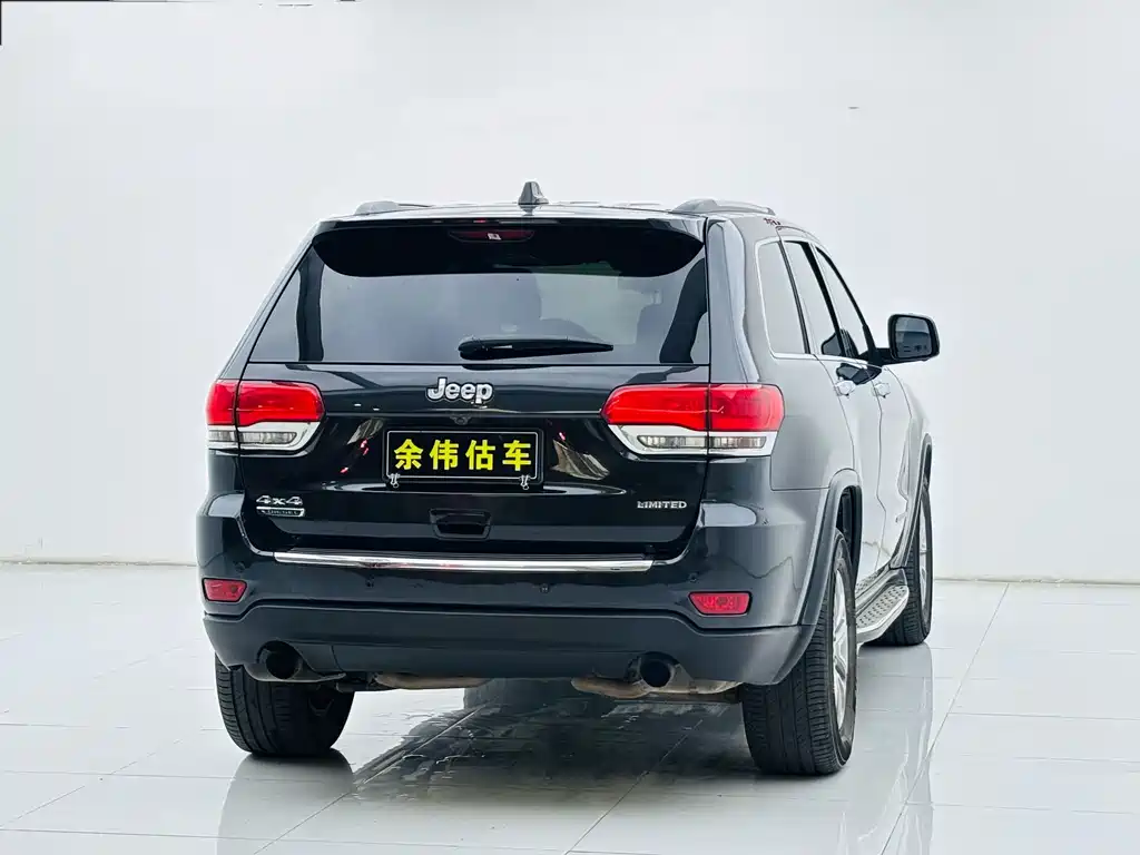 Jeep Grand Cherokee (Import) — миниатюра 5