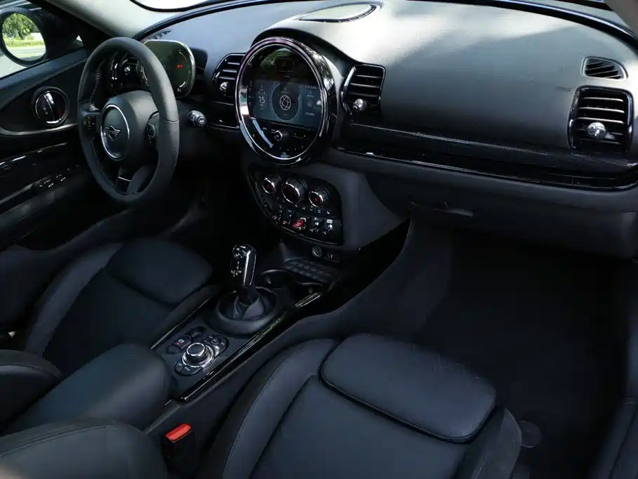 MINI Mini Clubman — миниатюра 17