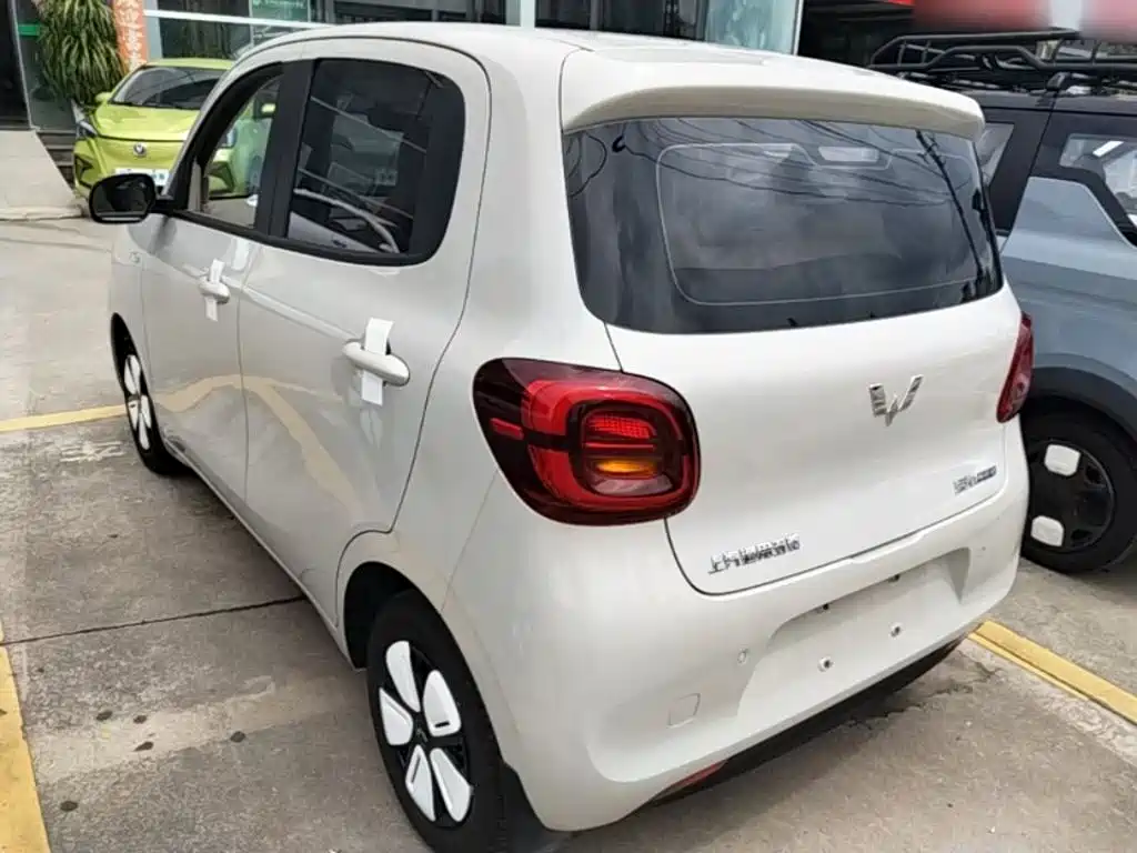 Wuling MINIEV — миниатюра 5
