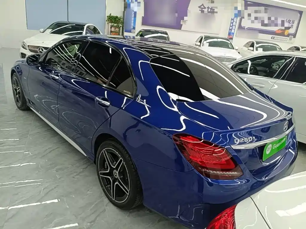 Mercedes-Benz C-Class — миниатюра 5