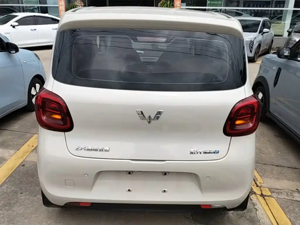 Wuling MINIEV — миниатюра 6