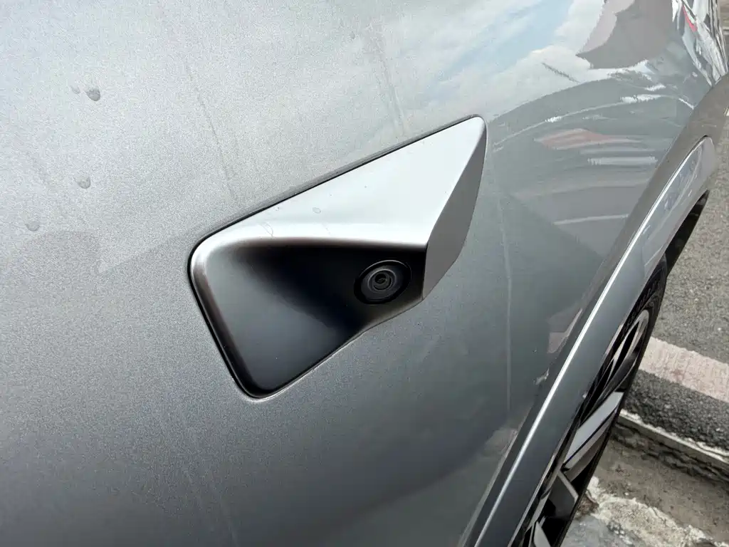 Li Auto Li L8 — миниатюра 21
