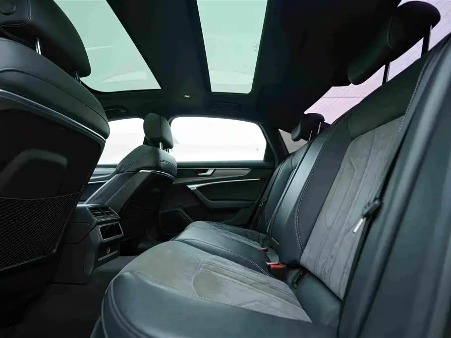 Audi A6L New Energy — миниатюра 20