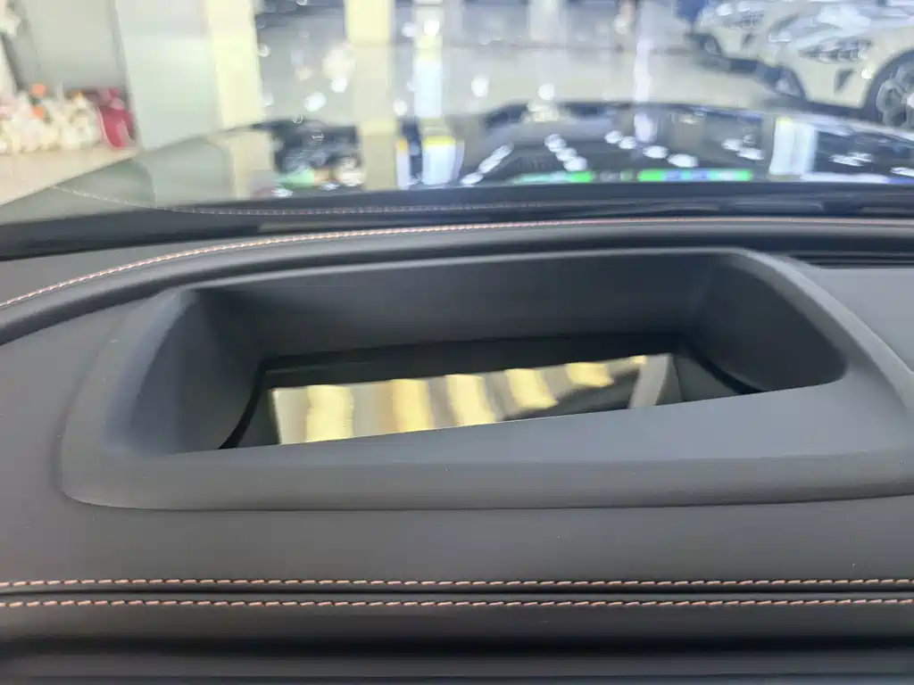 Mercedes-Benz GLC — миниатюра 15