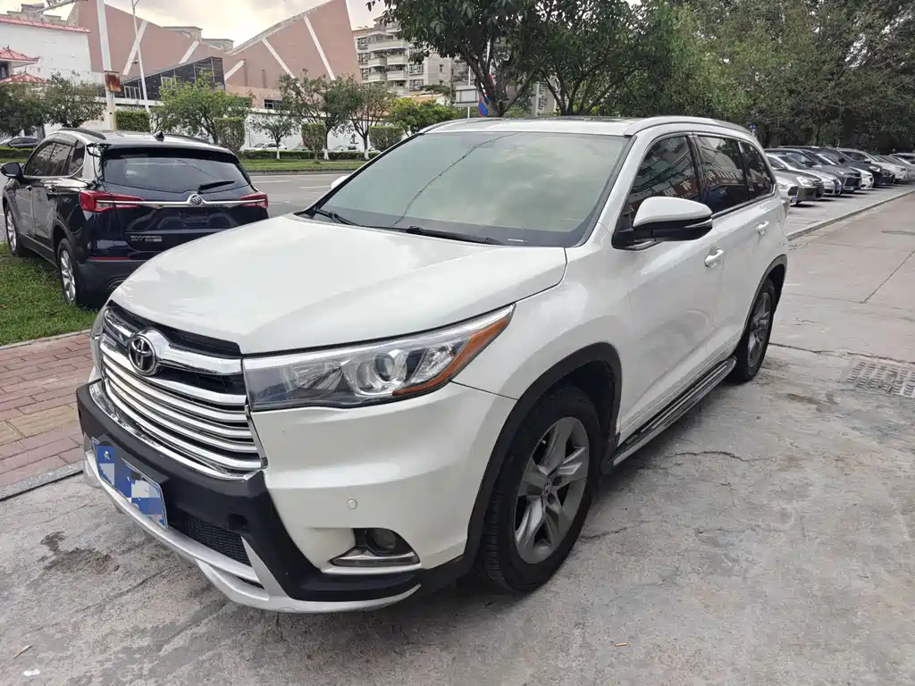 Toyota Highlander 2015