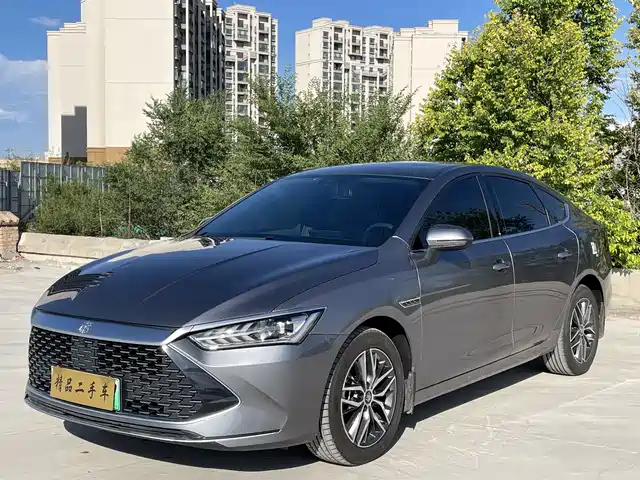 2022 BYD Qin