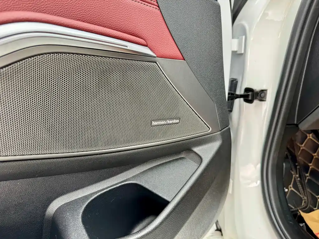BMW 3 Series — миниатюра 9