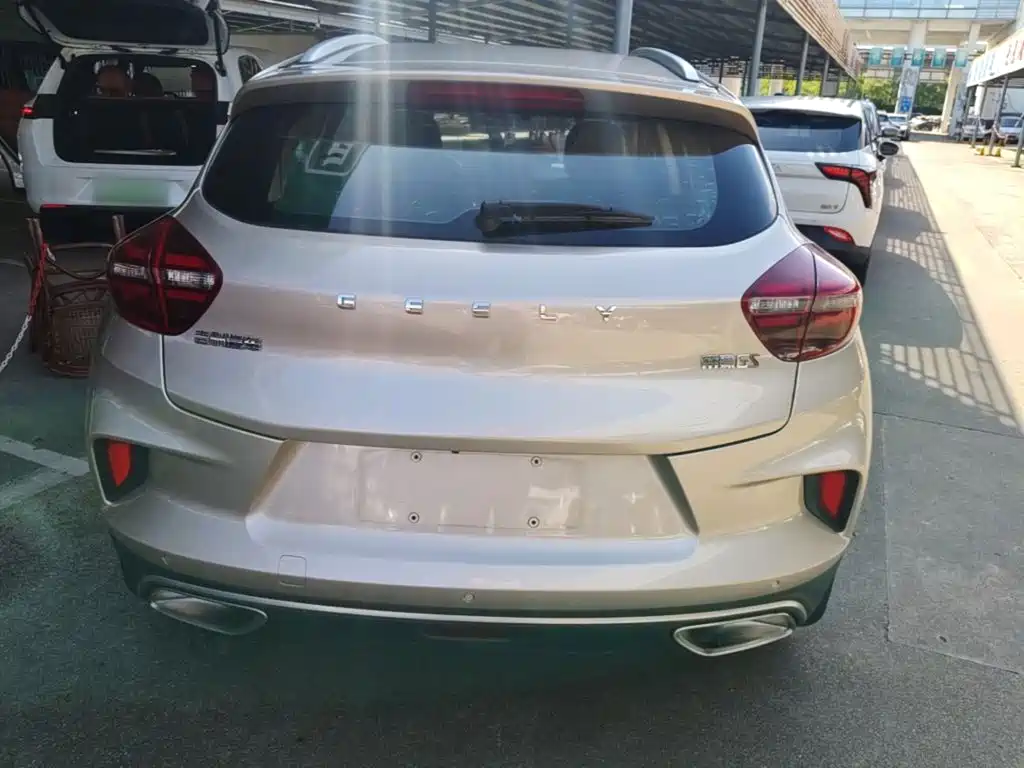 Geely Emgrand GS — миниатюра 6