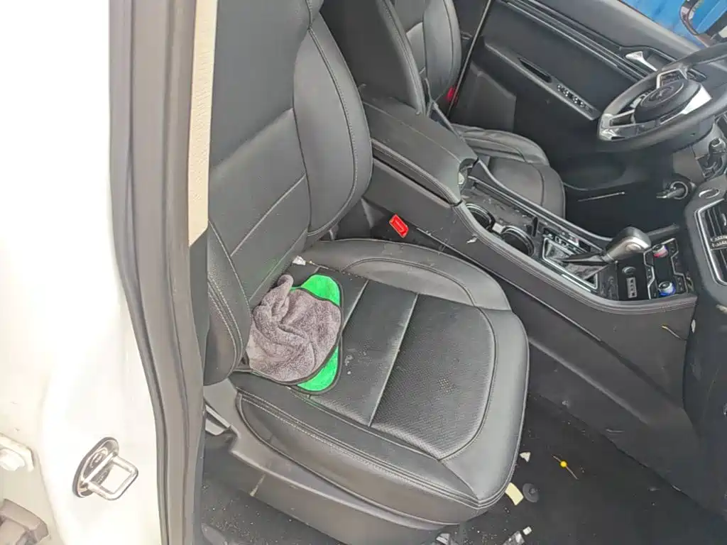 Zotye T600 Coupe — миниатюра 25