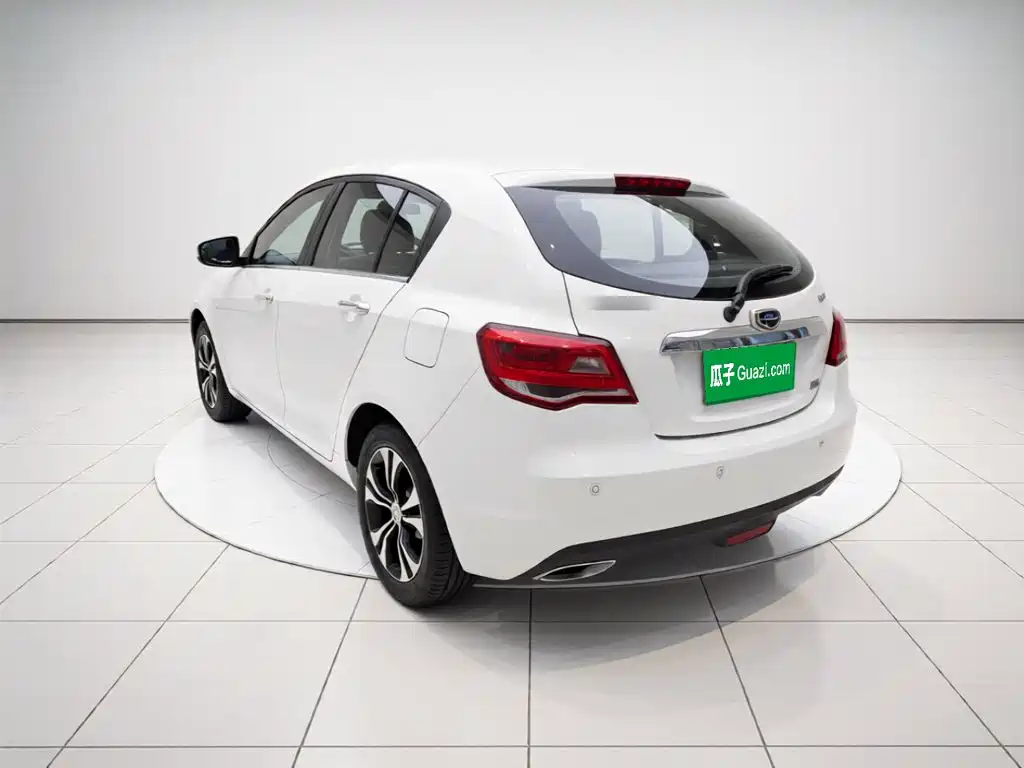 Geely Emgrand — миниатюра 4