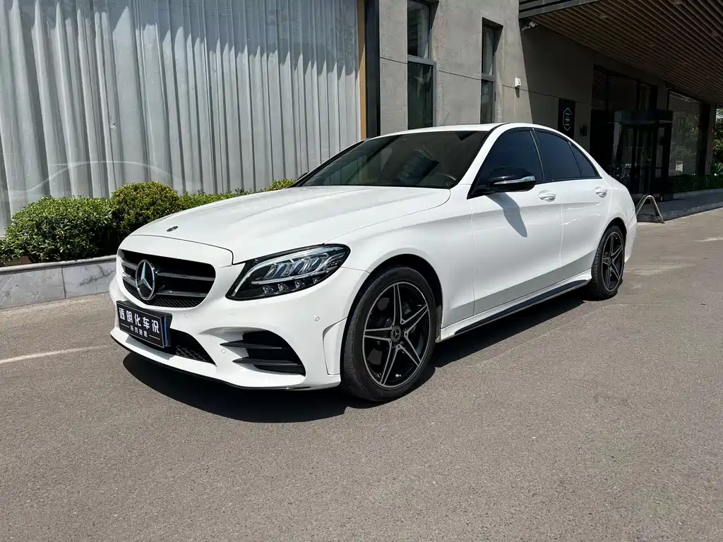 Mercedes-Benz C-Class 2020