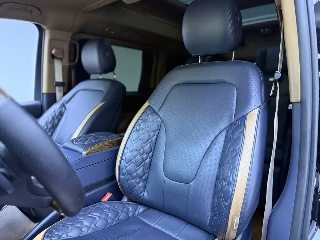 Mercedes-Benz V-Class — миниатюра 6