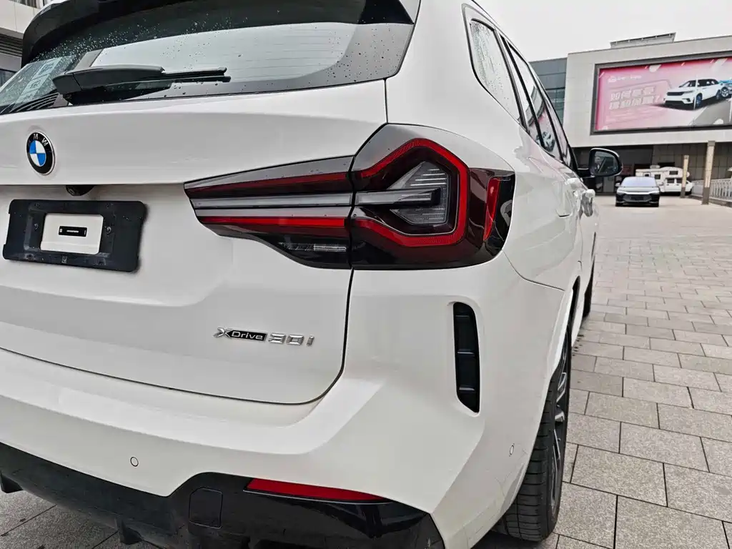 BMW X3 — миниатюра 13