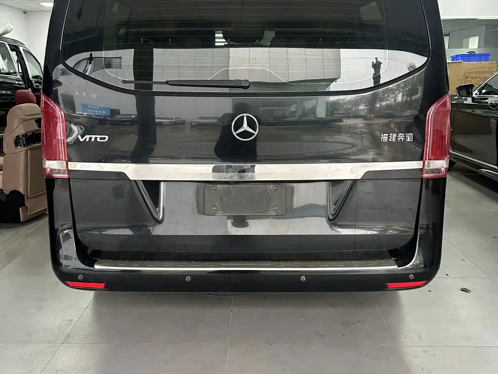 Mercedes-Benz Vito — миниатюра 5