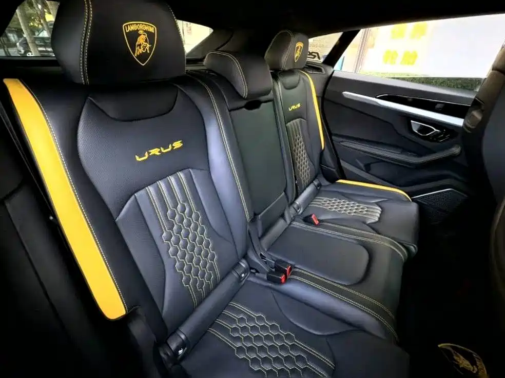 Lamborghini Urus — миниатюра 9