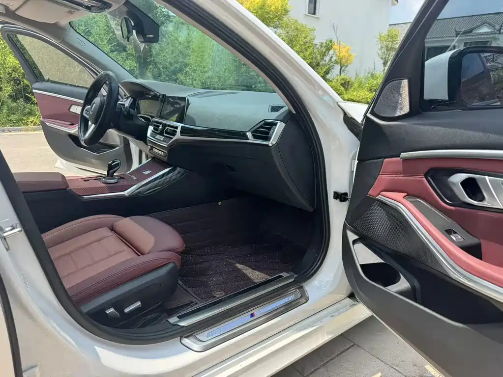 BMW 3 Series — миниатюра 5