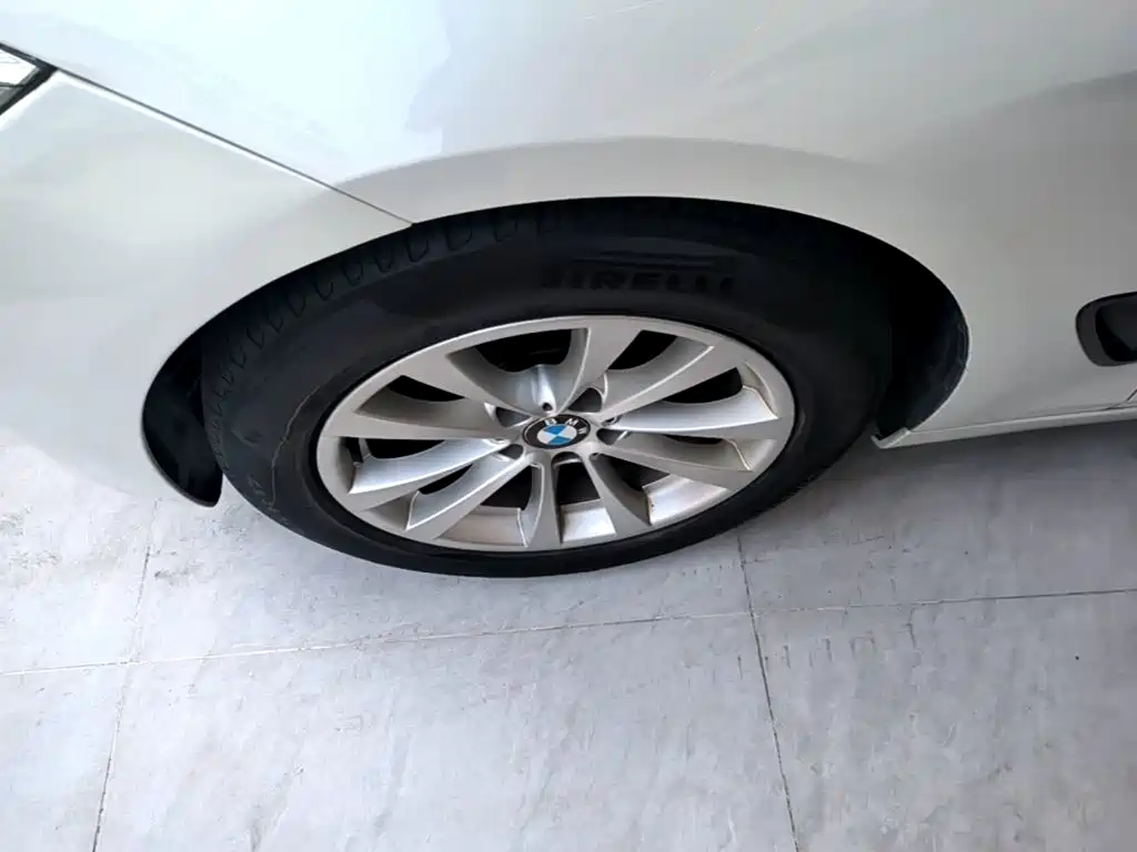 BMW 3 Series GT — миниатюра 23