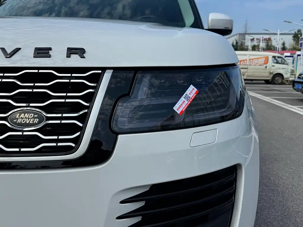 Land Rover Range Rover — миниатюра 10