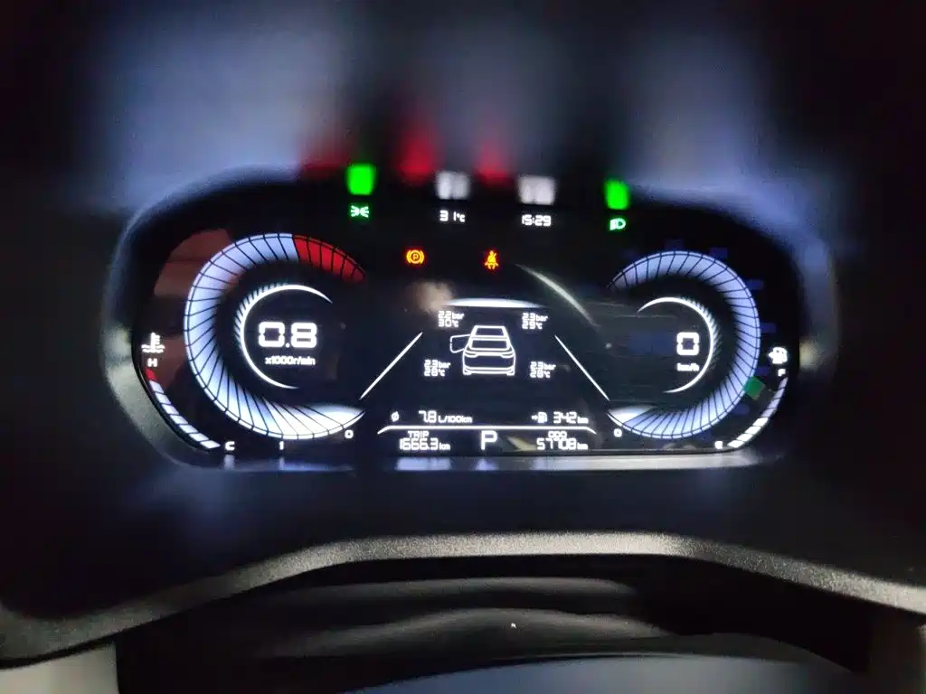 Geely Emgrand — миниатюра 12