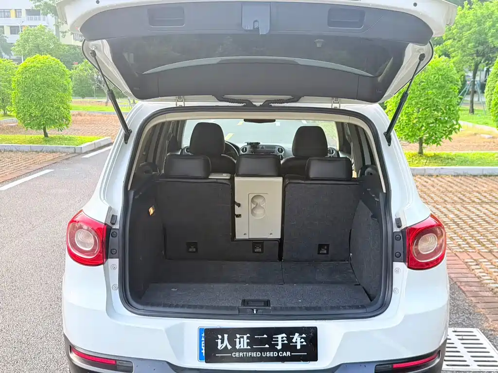 Volkswagen Tiguan — миниатюра 8