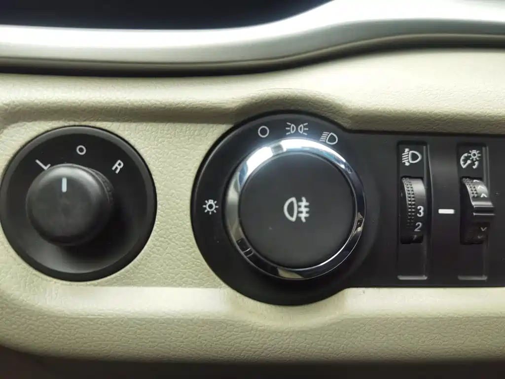 Buick Excelle — миниатюра 21