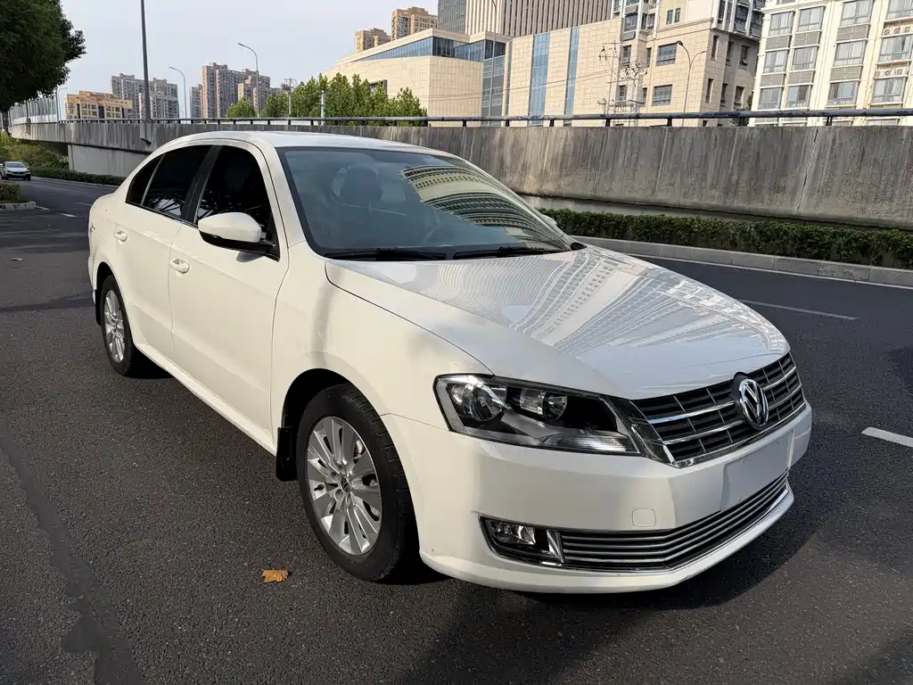 Volkswagen Lavida — миниатюра 3