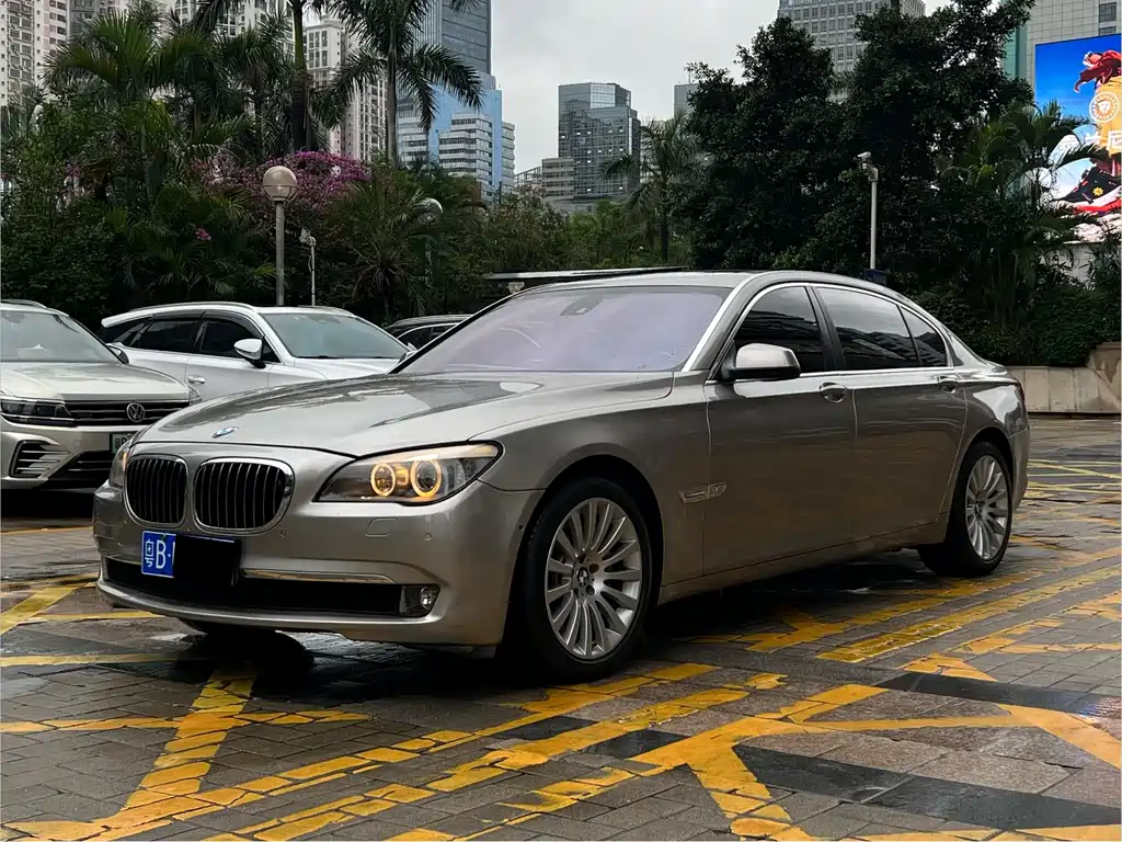 BMW 7 Series 2012