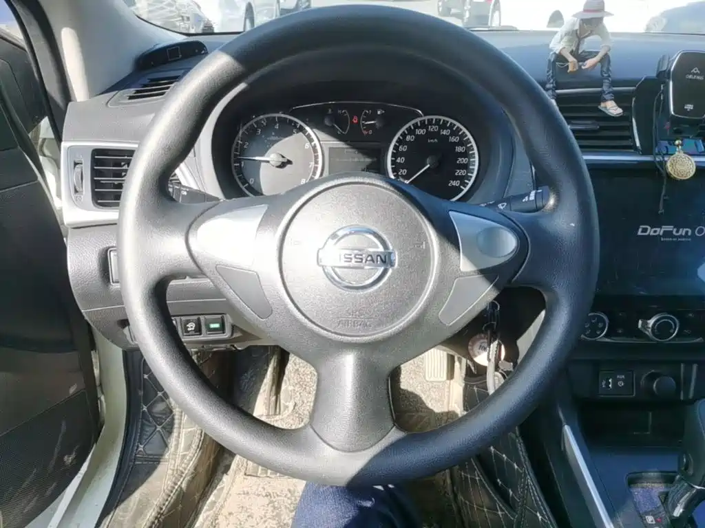 Nissan Sylphy — миниатюра 11